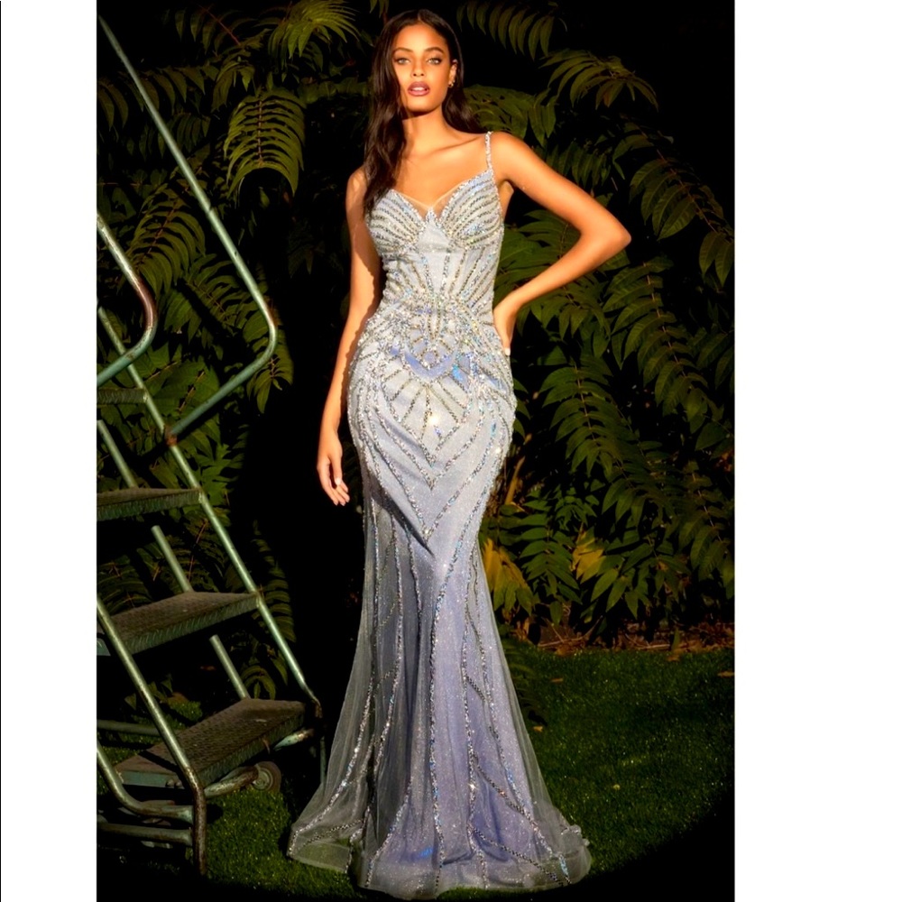 BEAUTIFUL ELEGANT PROM DRESS
